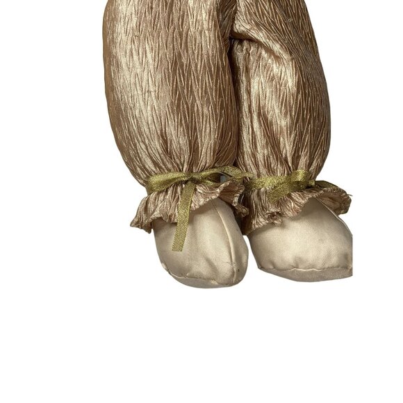 Christmas Shelf Sitter Plush Doll With Curly Hair Bow & Wreath Gold 18" - Picture 9 of 12